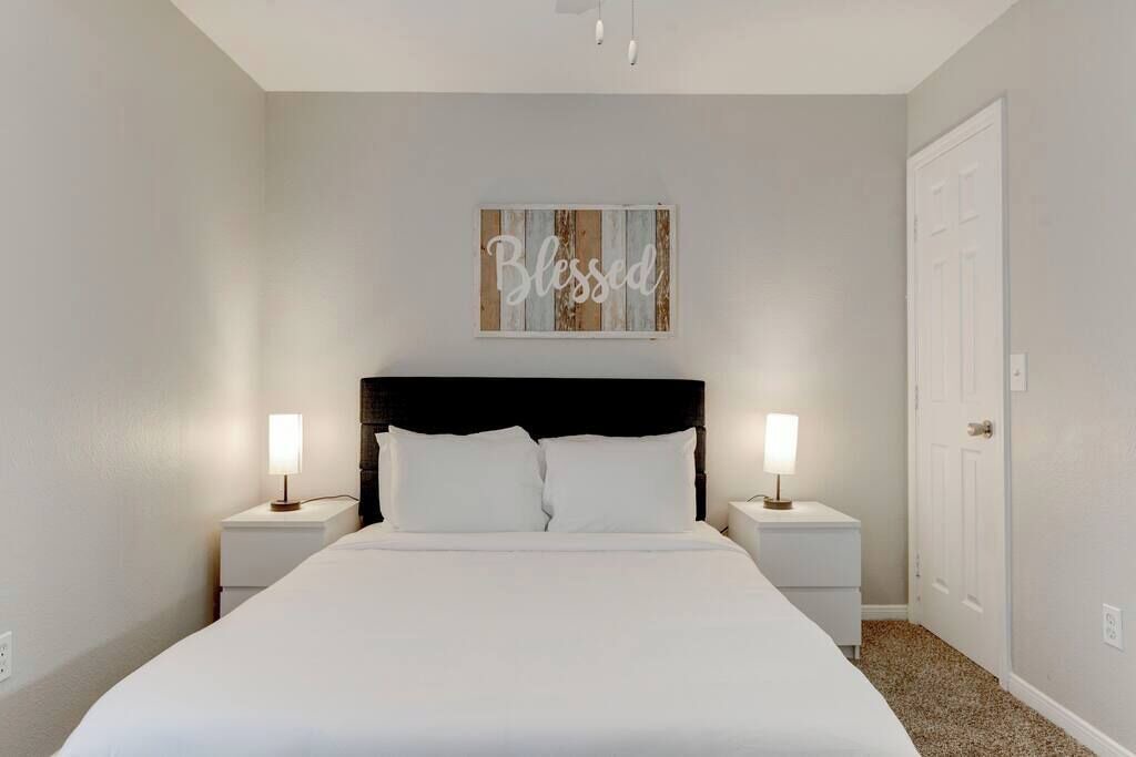 Photo of Bedroom in Pleasant Valley