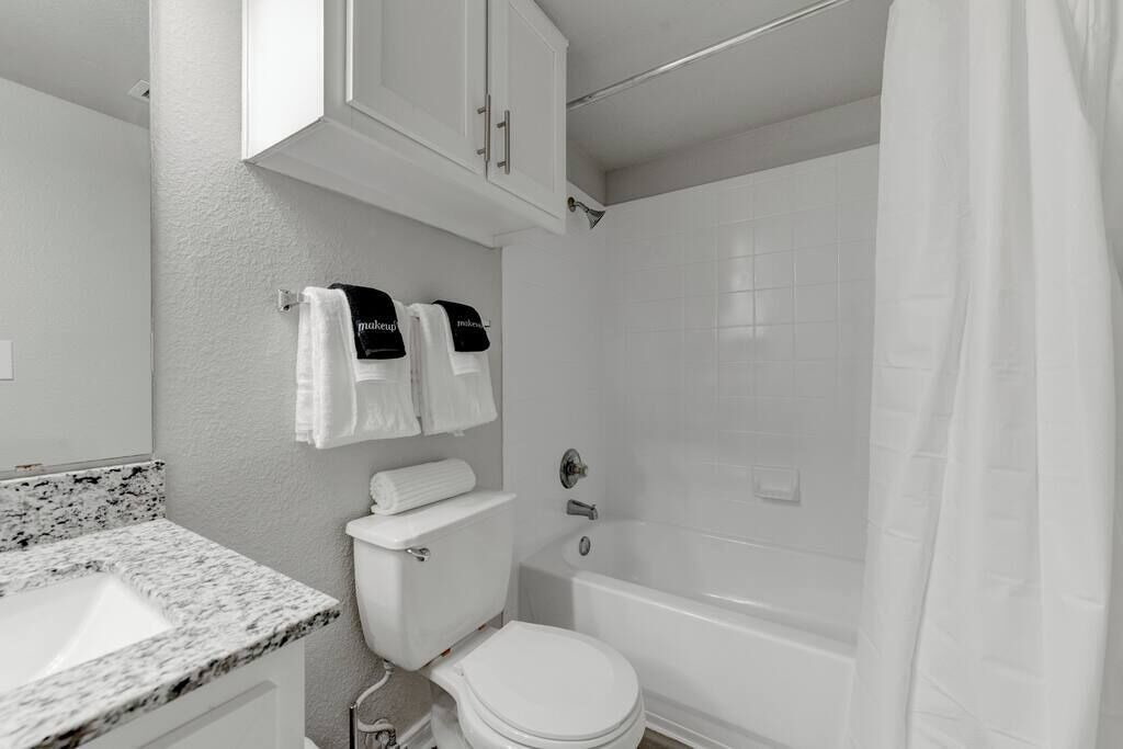 Photo of Bathroom in Pleasant Valley