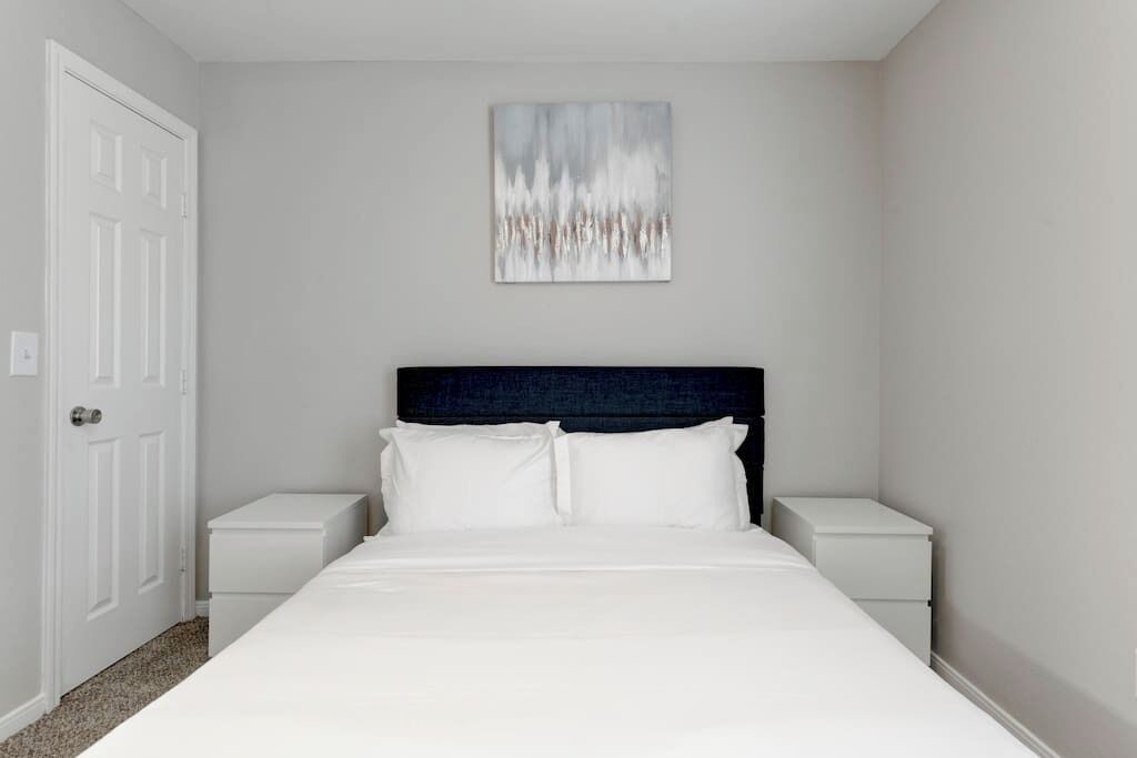 Photo of Bedroom in Pleasant Valley