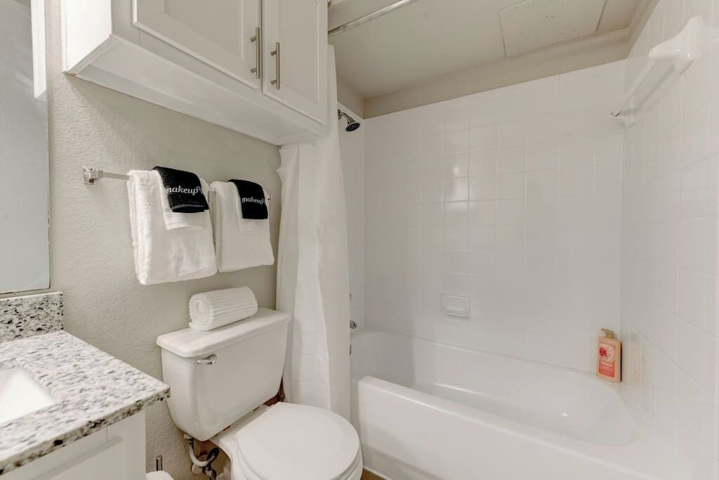 Photo of Bathroom in Pleasant Valley