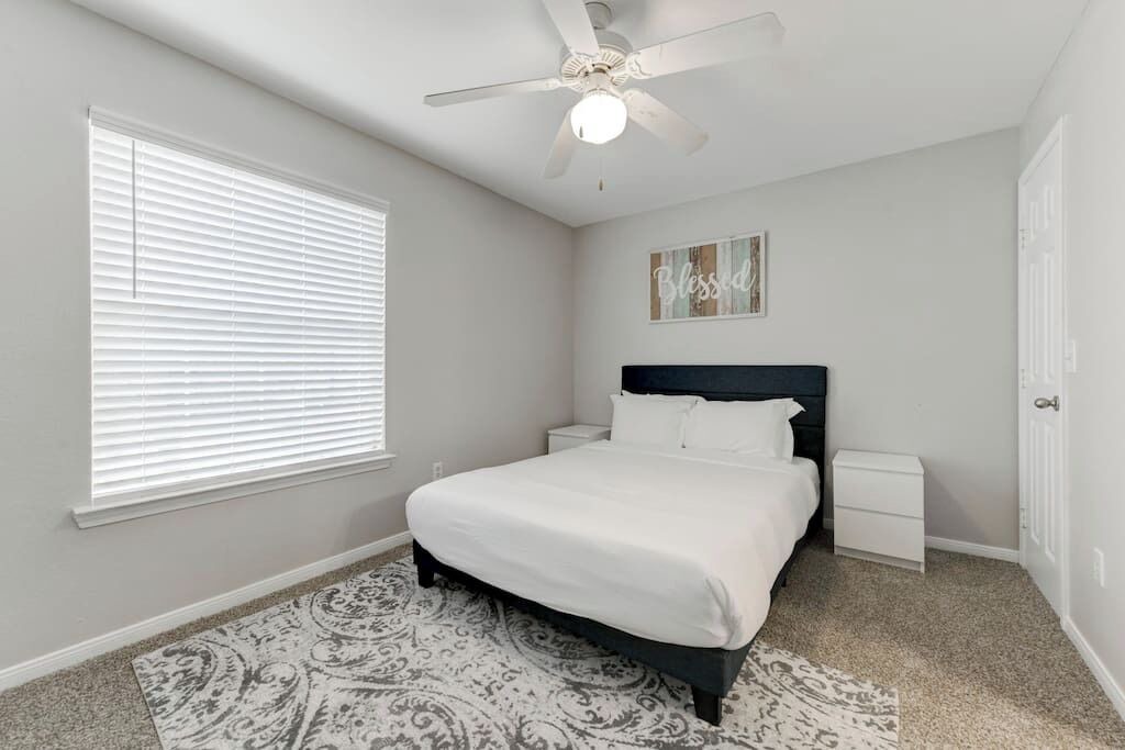 Photo of Bedroom in Pleasant Valley