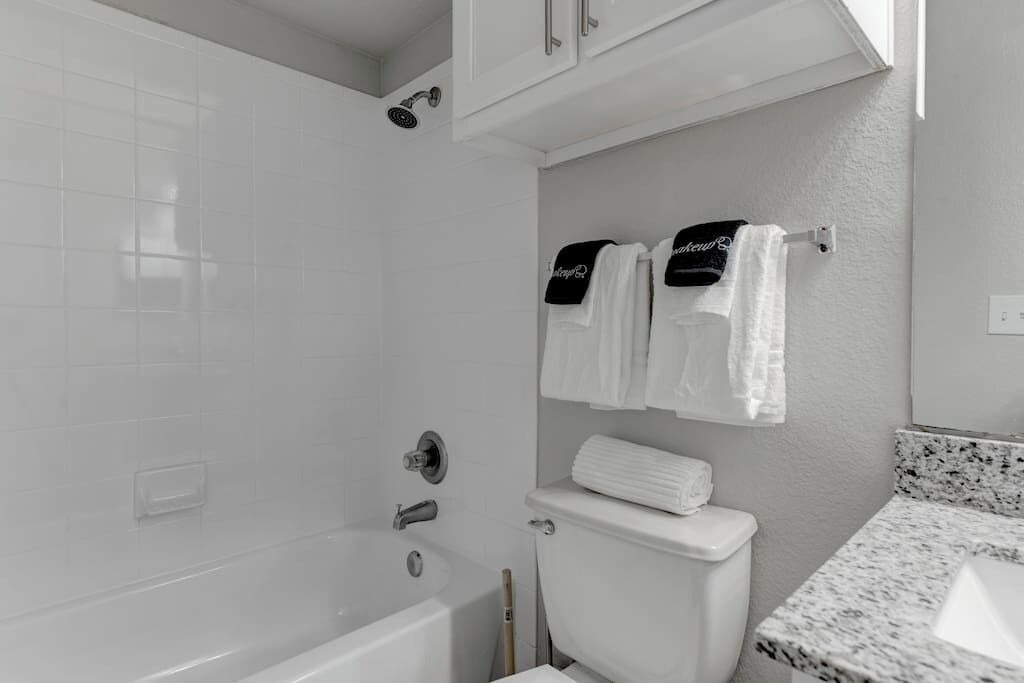 Photo of Bathroom in Pleasant Valley