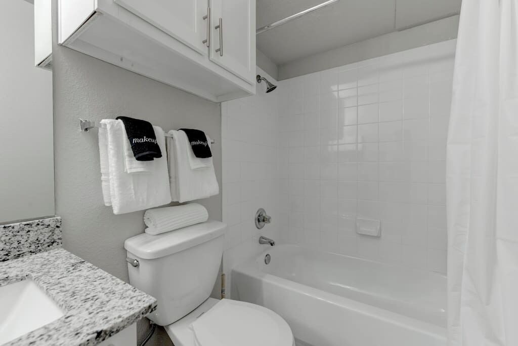 Photo of Bathroom in Pleasant Valley