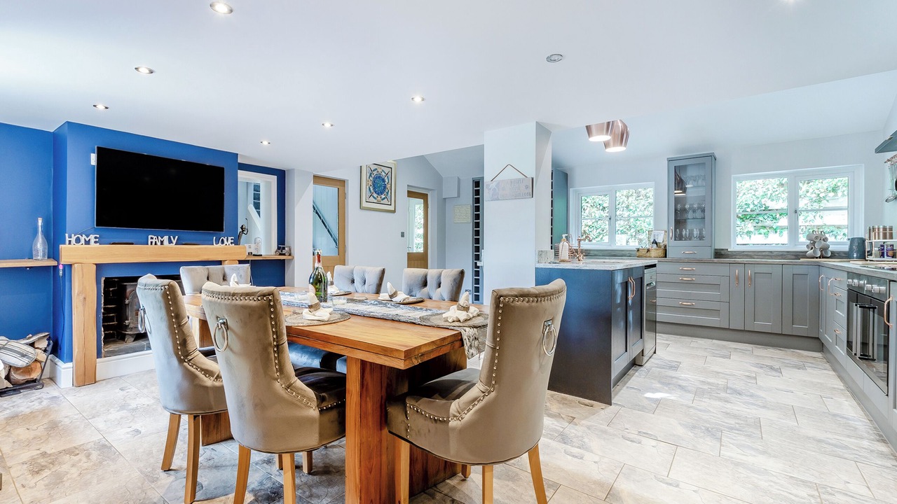 Photo of Others in Elvaston