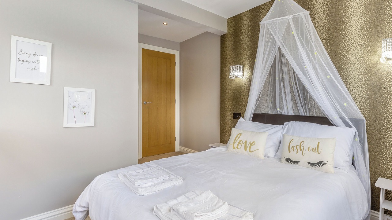 Photo of Others in Elvaston