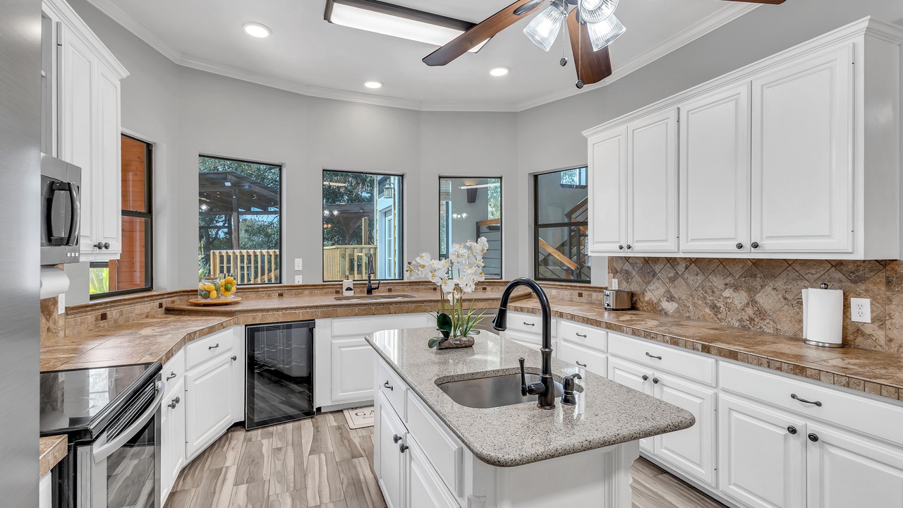 Photo of Kitchen in Bastrop