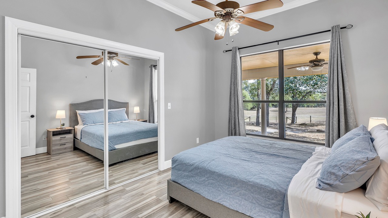 Photo of Bedroom in Bastrop