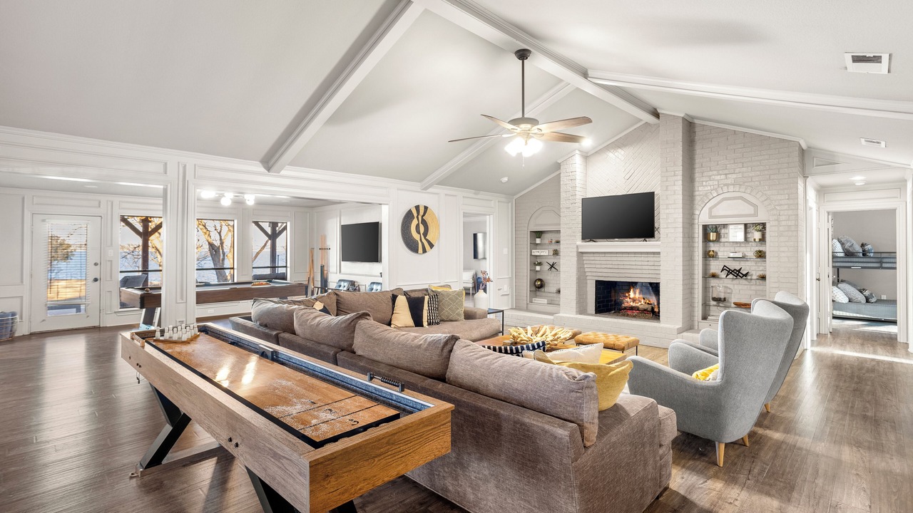 Photo of Livingroom in Rowlett
