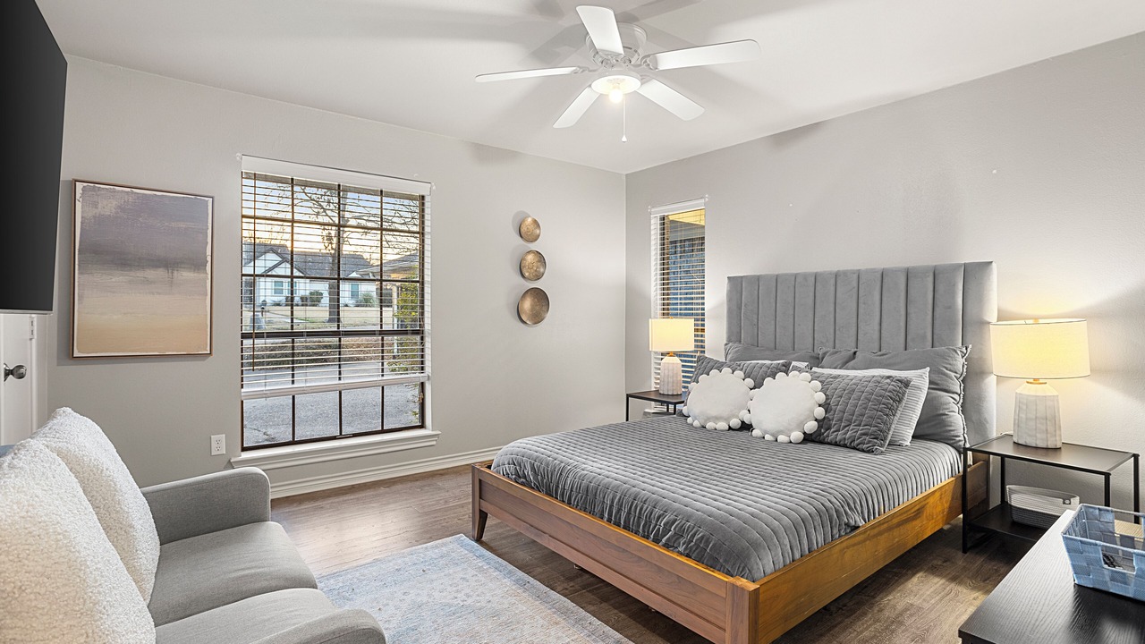 Photo of Bedroom in Rowlett