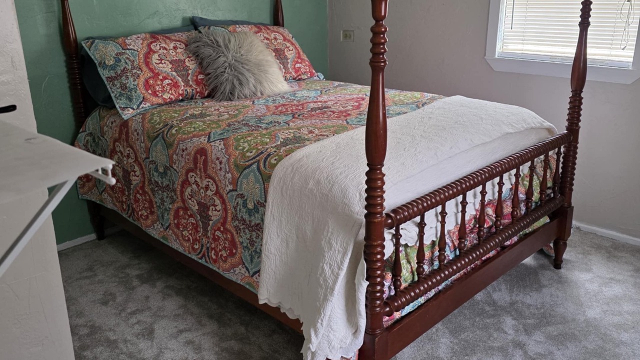 Photo of Bedroom in High Springs