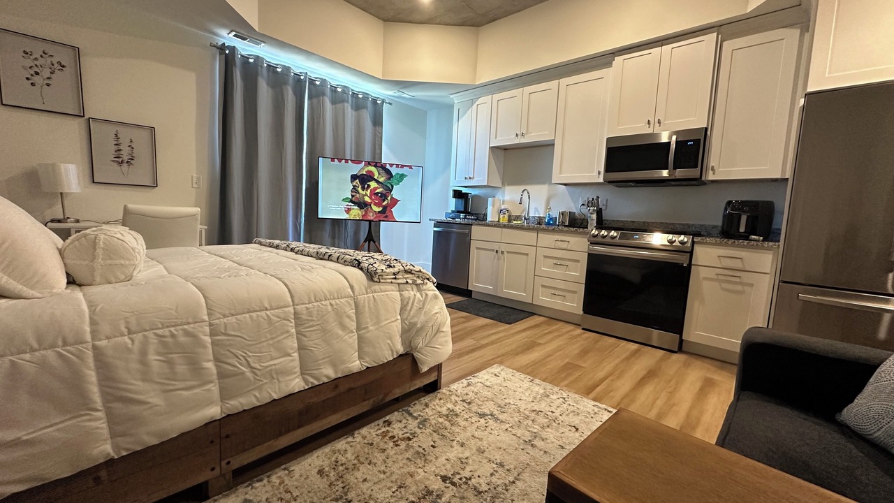 Photo of Bedroom in Northeast South Bend