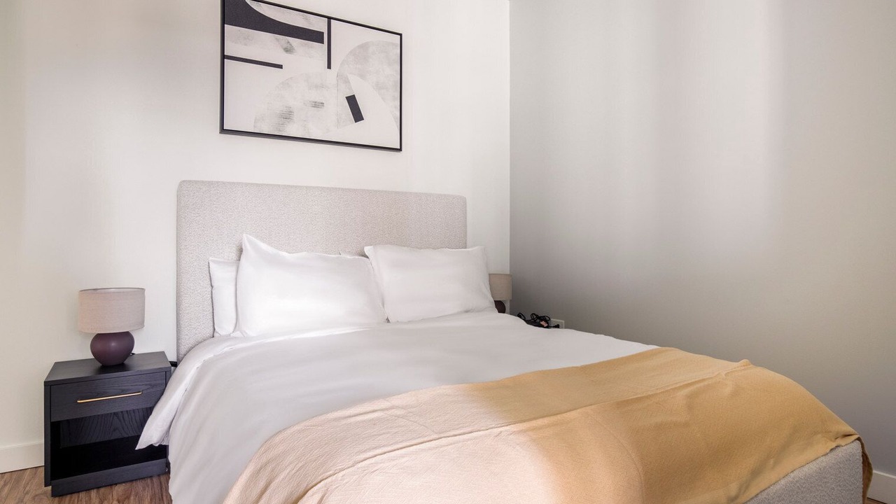 Photo of Bedroom in West Loop Gate