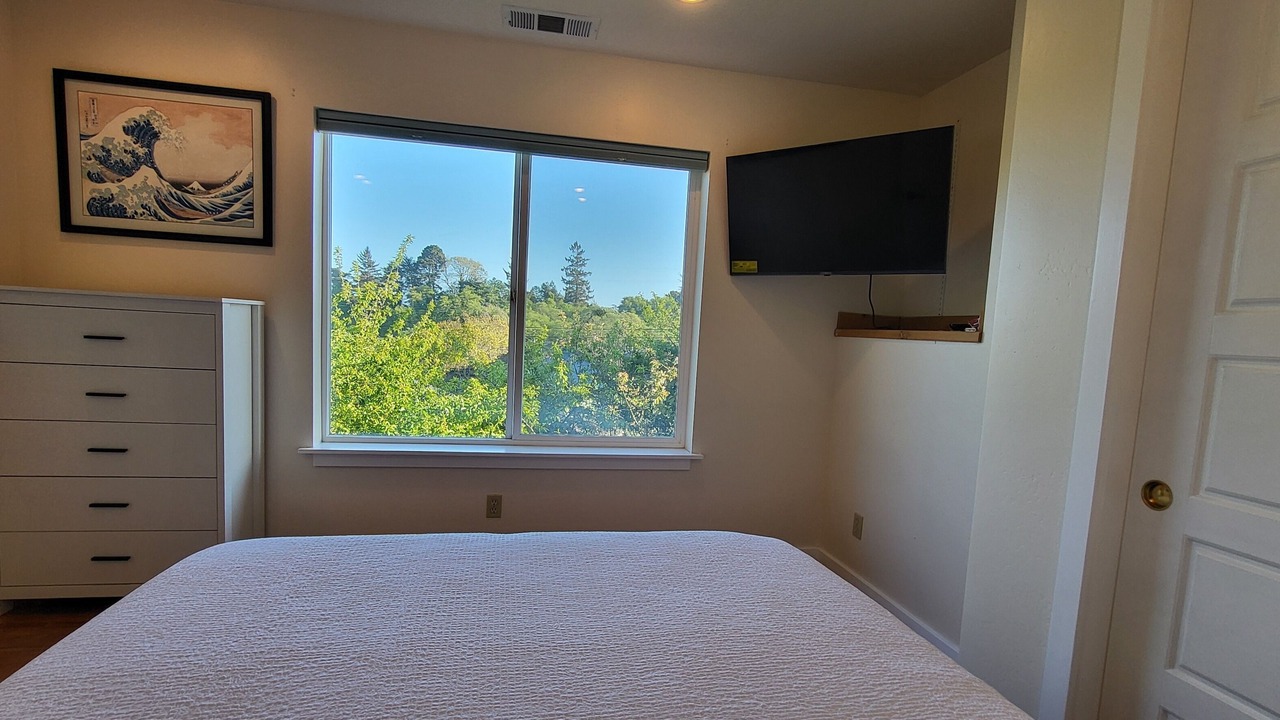 Photo of Bedroom in Arcata