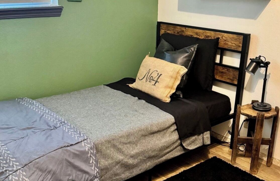Photo of Bedroom in Clinton