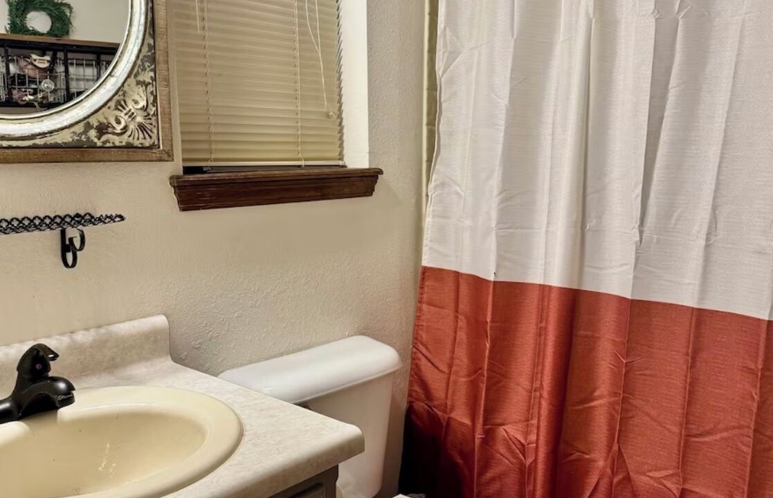 Photo of Bathroom in Clinton