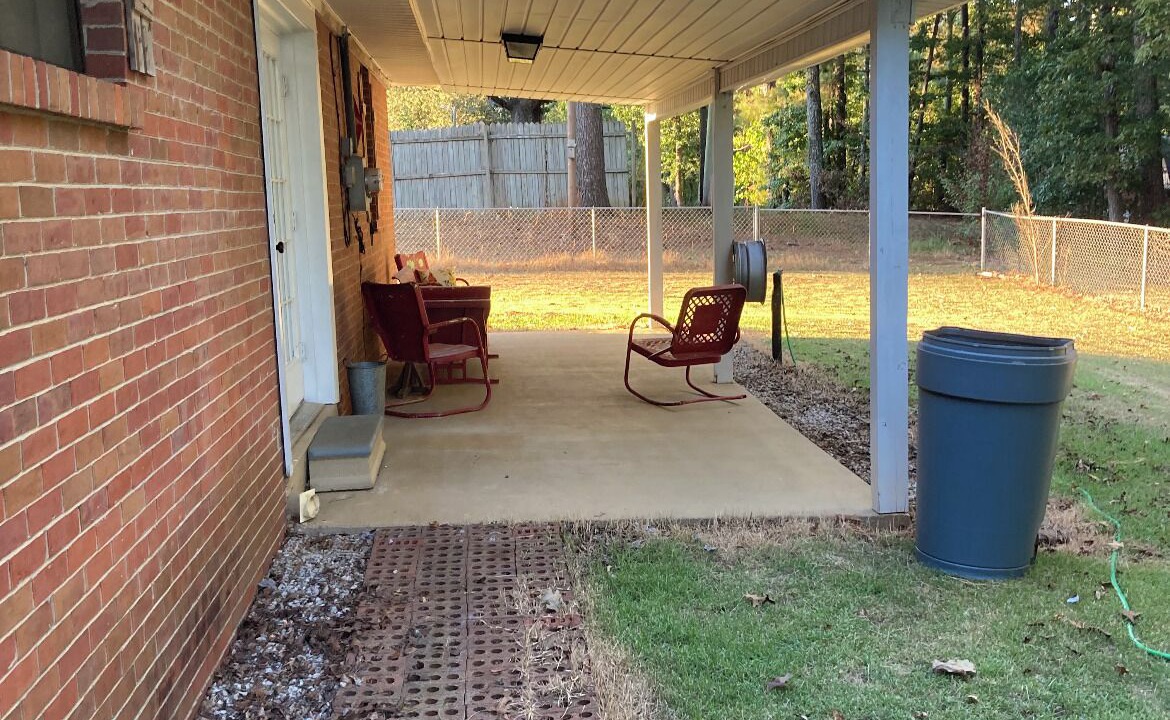 Photo of Patio Balcony in Mantachie