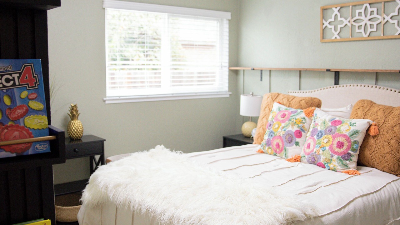Photo of Bedroom in Downtown
