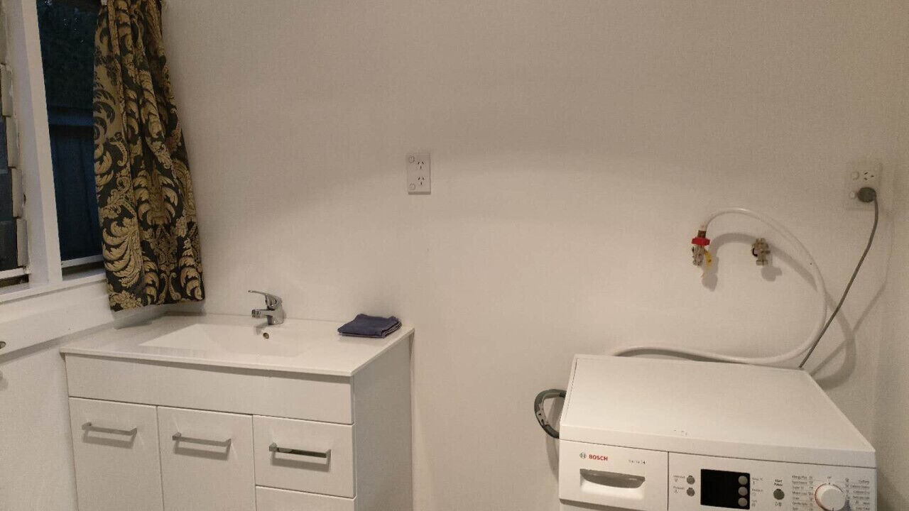 Photo of Others in Mount Albert