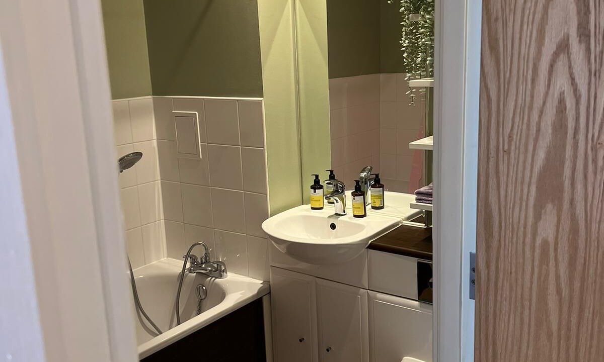 Photo of Bathroom in Kidbrooke with Hornfair