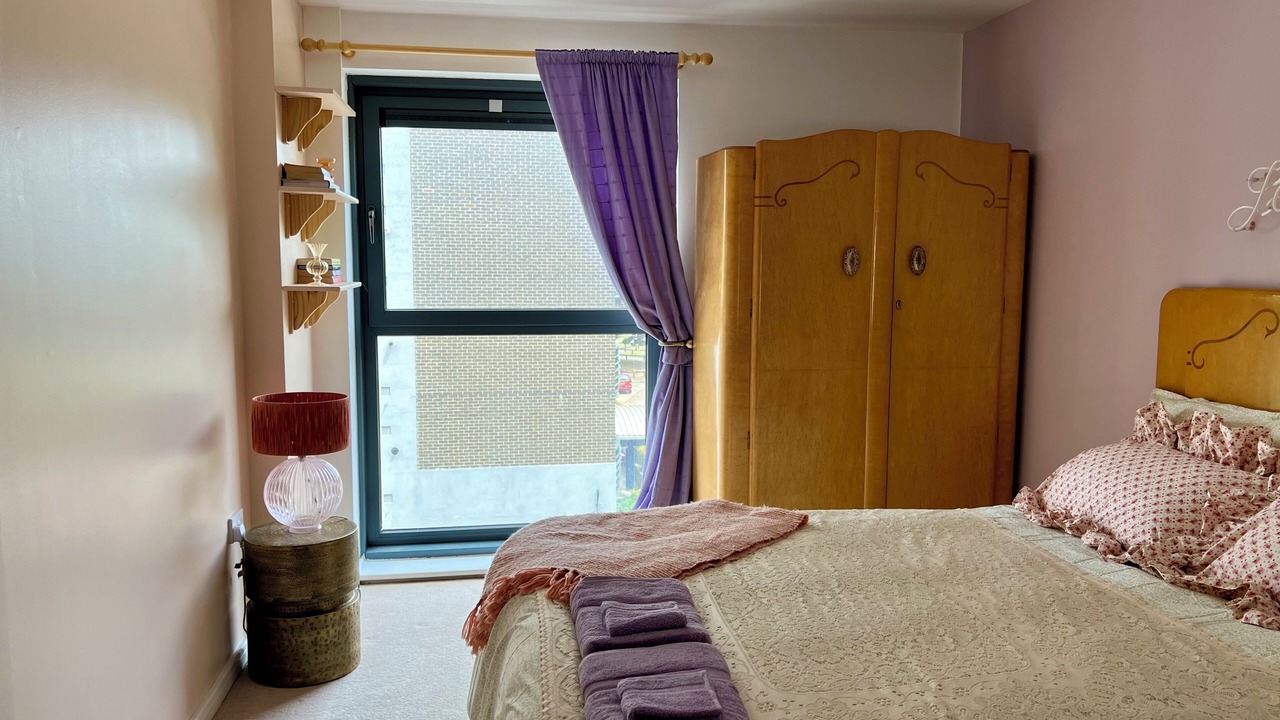 Photo of Bedroom in Kidbrooke with Hornfair
