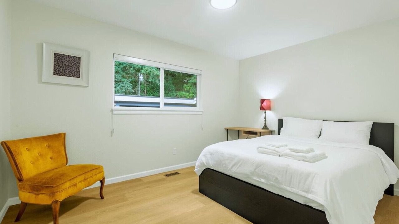 Photo of Bedroom in Lakeland South