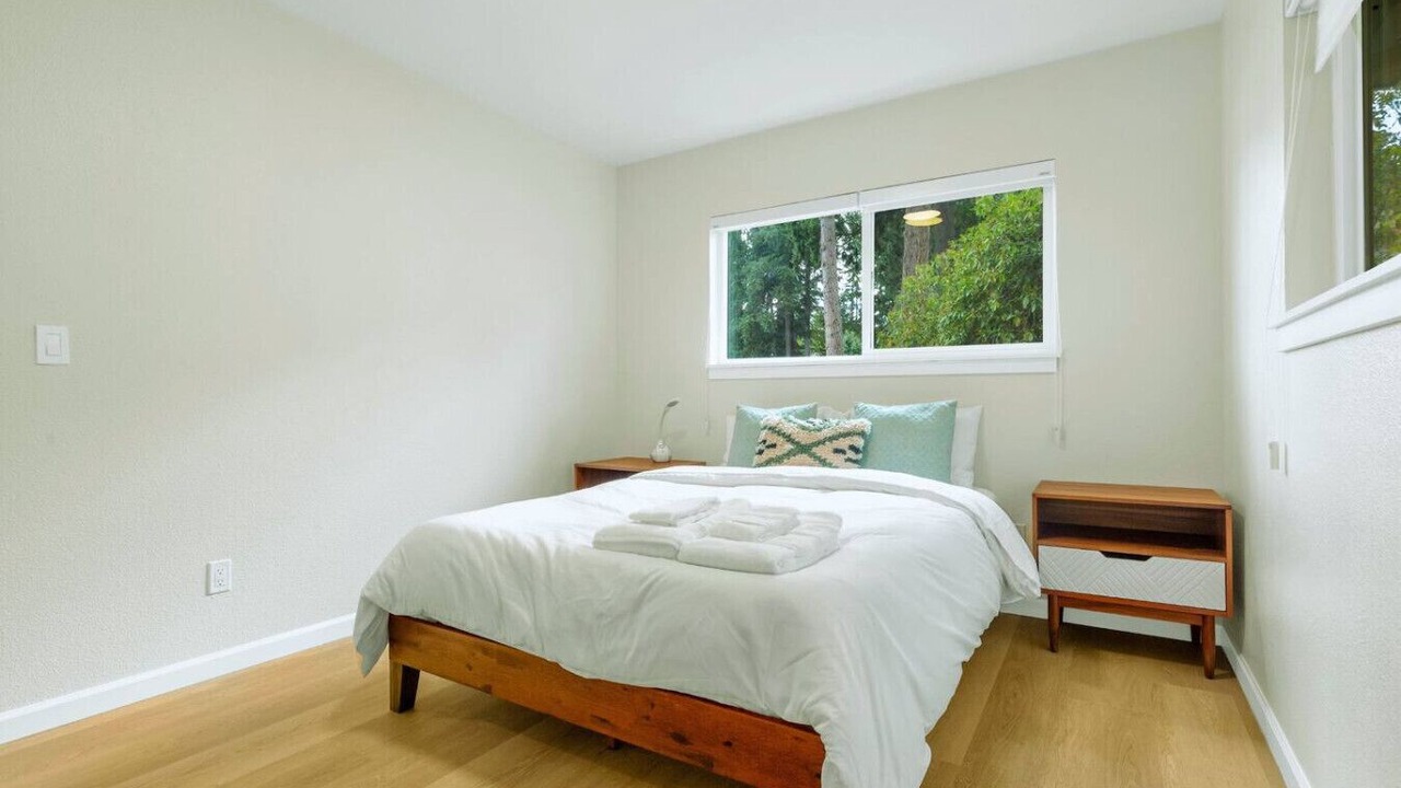 Photo of Bedroom in Lakeland South