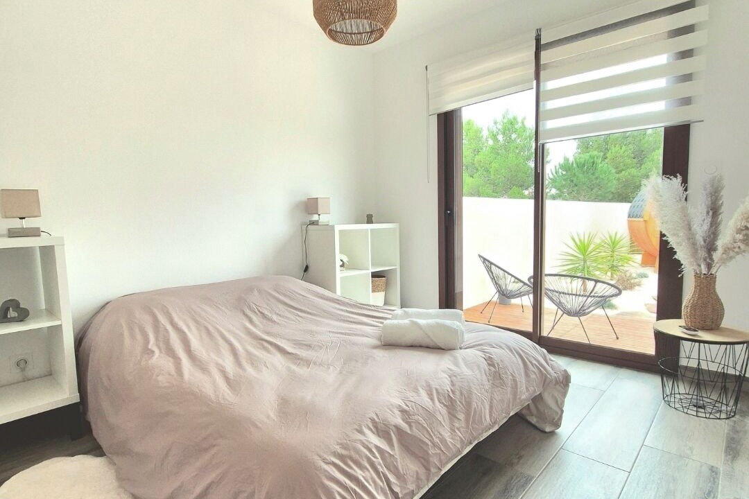Photo of Bedroom in Le Somail
