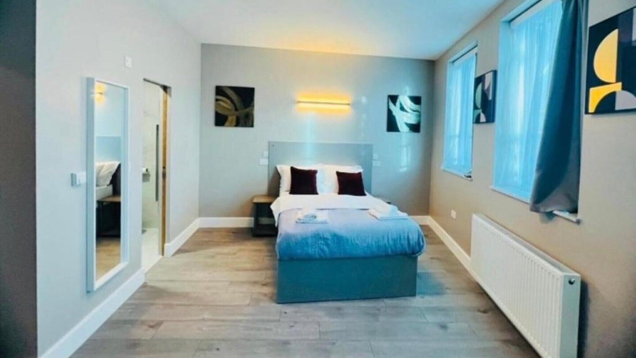 Photo of Others in Palmers Green