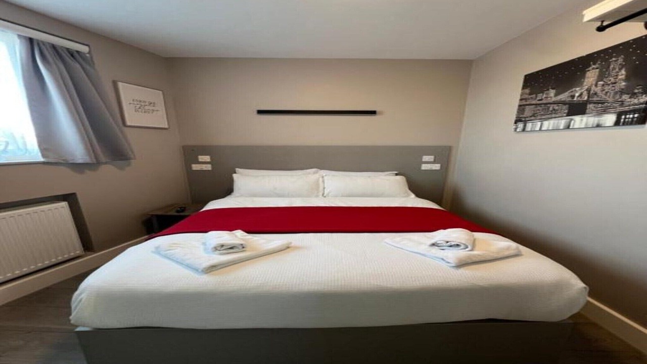 Photo of Others in Palmers Green