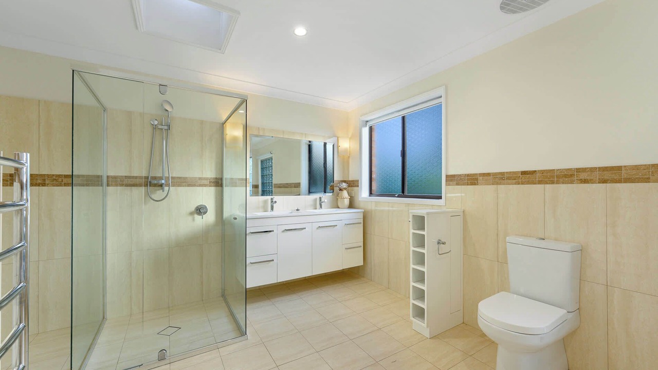 Photo of Bathroom in Tascott