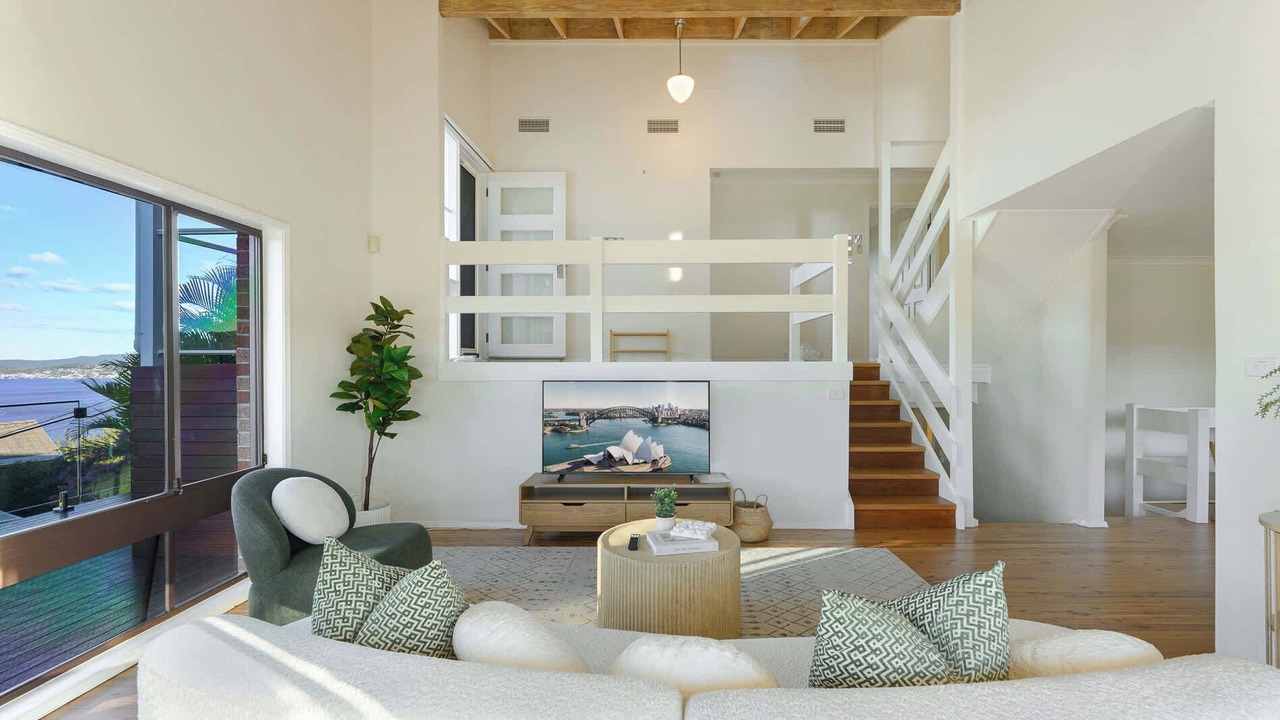 Photo of Livingroom in Tascott