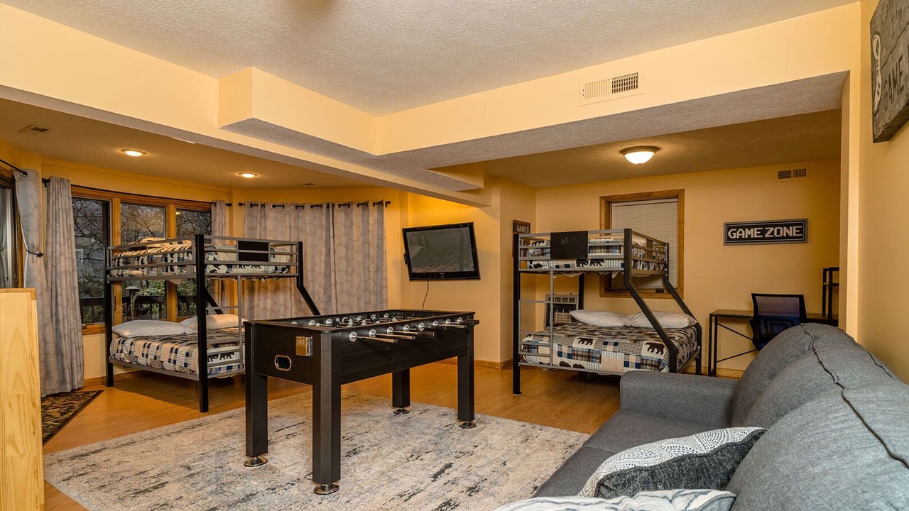 Photo of Bedroom in Massanutten