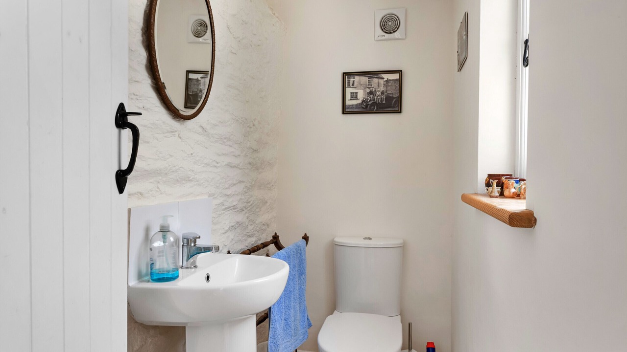 Photo of Bathroom in Totnes