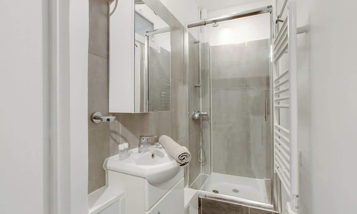 Photo of Bathroom in Les Halles