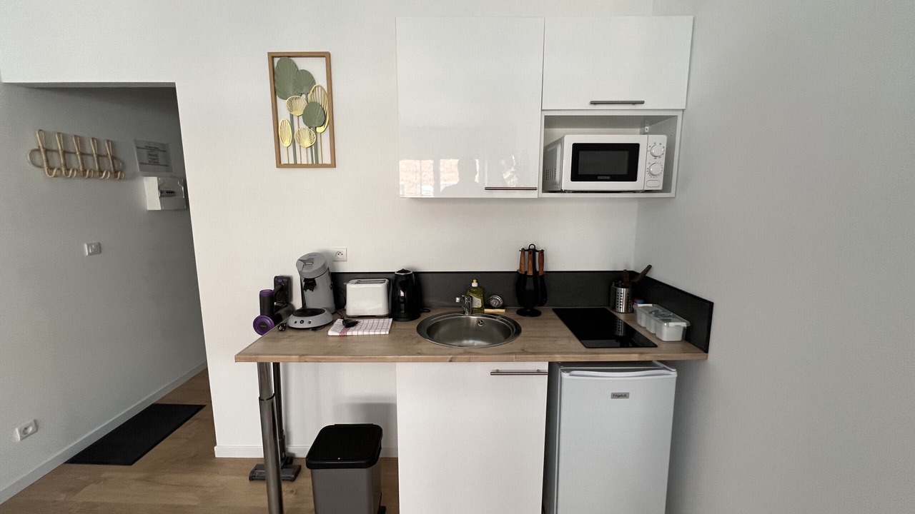 Photo of Kitchen in Lens