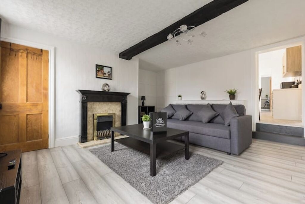 Photo of Livingroom in Syston