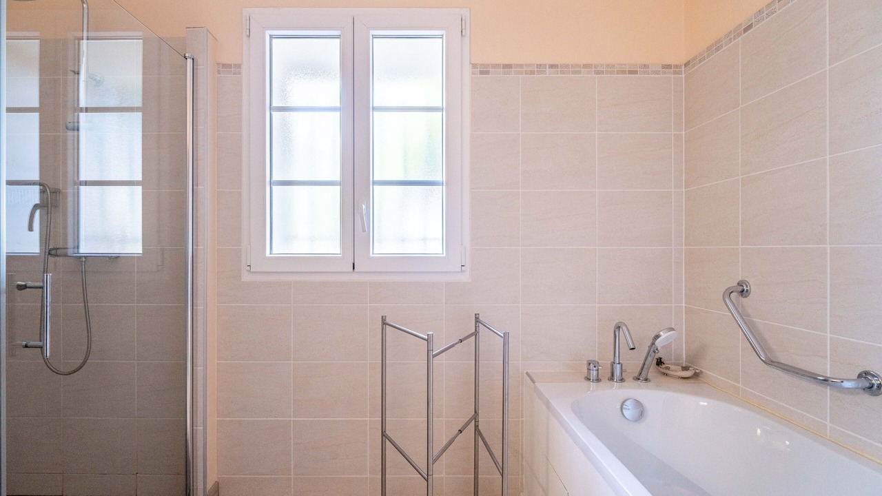Photo of Bathroom in Bizanet