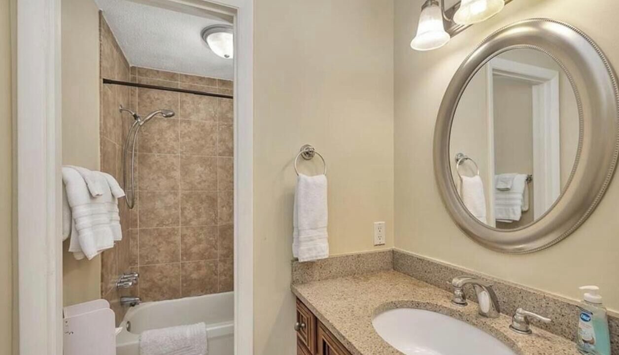 Photo of Bathroom in Saint Simons Heights