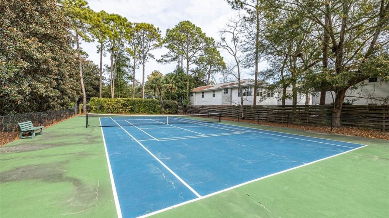 Photo of Others in Saint Simons Heights