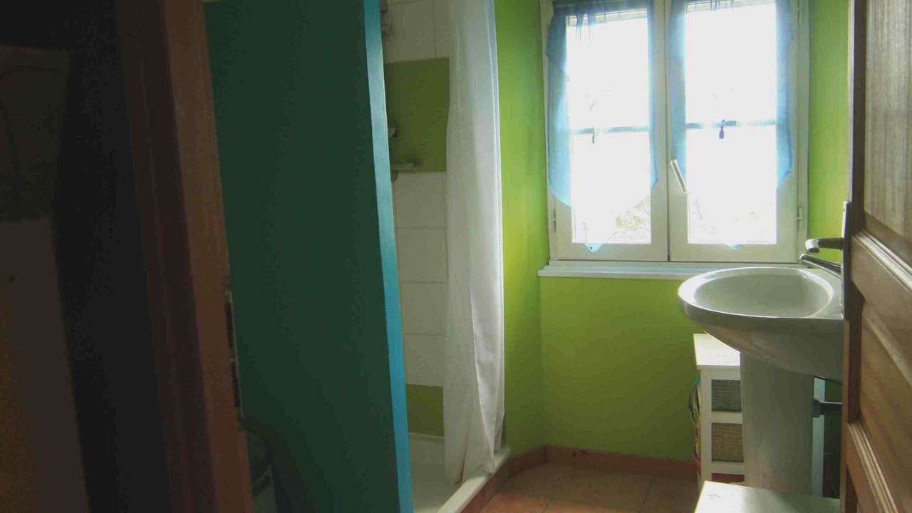 Photo of Bathroom in Theza