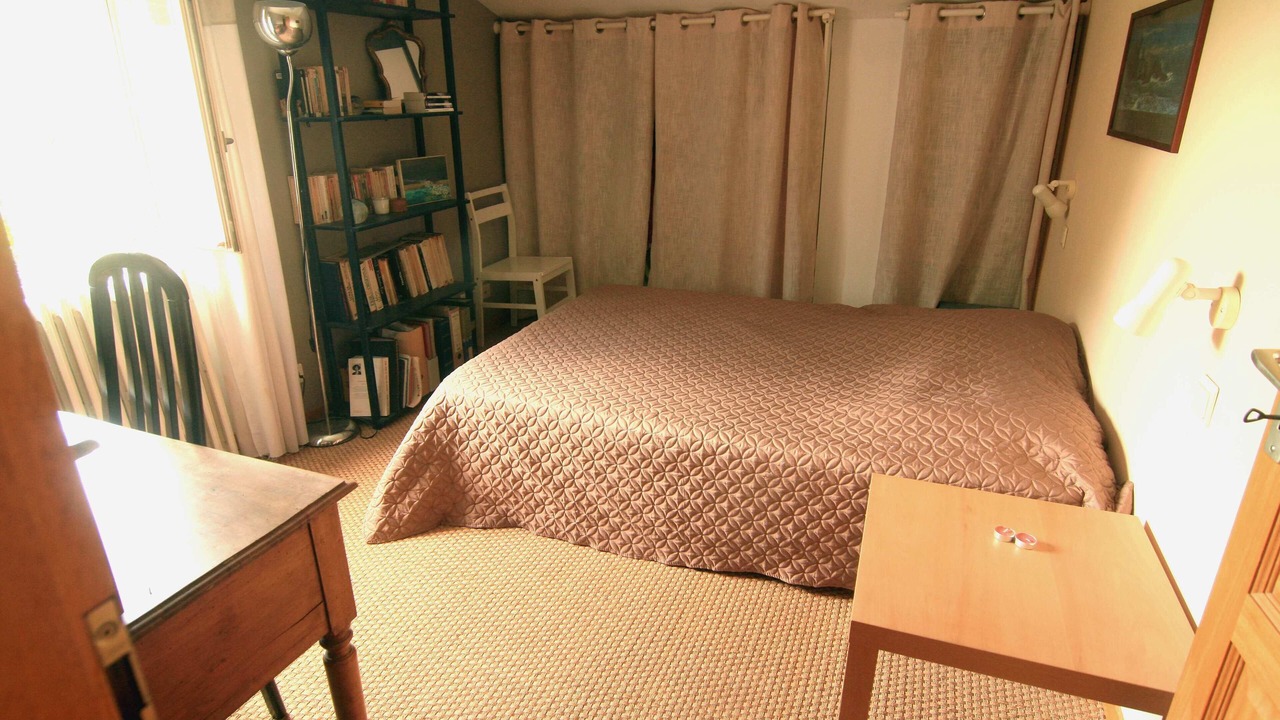 Photo of Bedroom in Theza