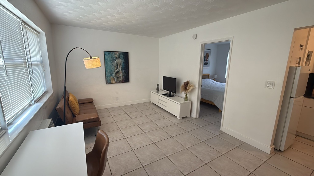 Photo of Bedroom in Hallandale Beach
