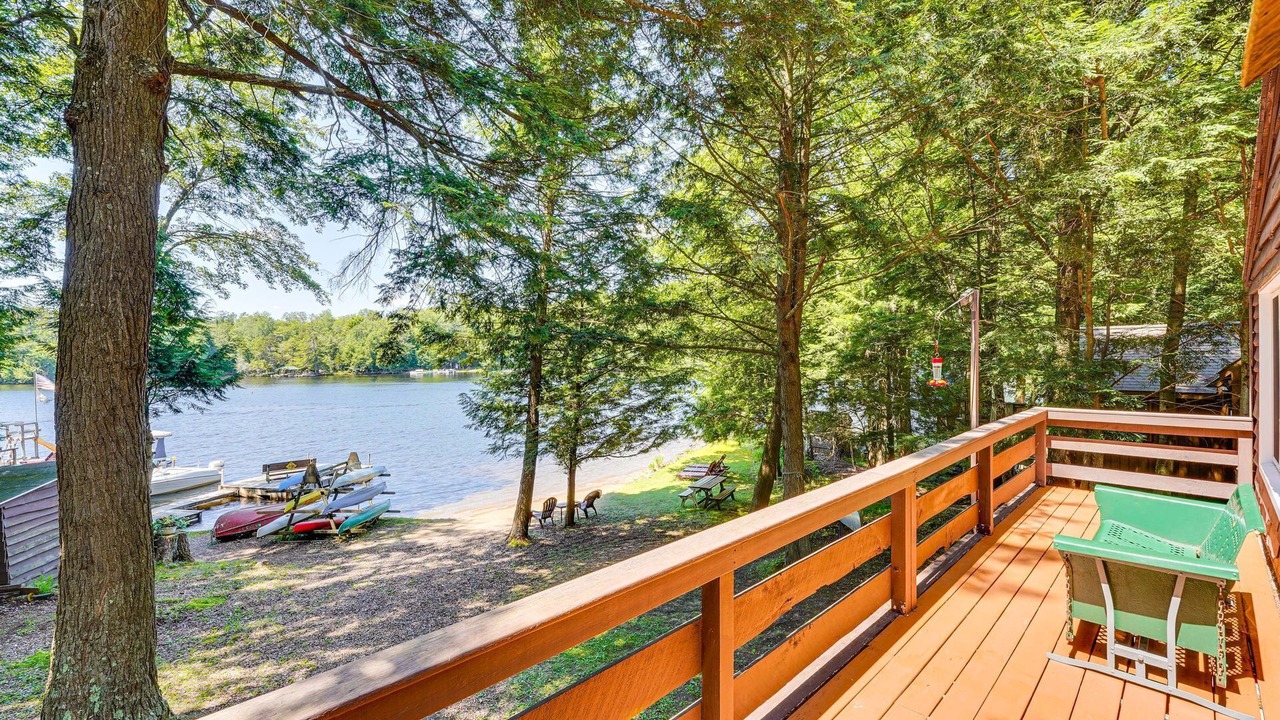 Photo of Patio Balcony in Inlet
