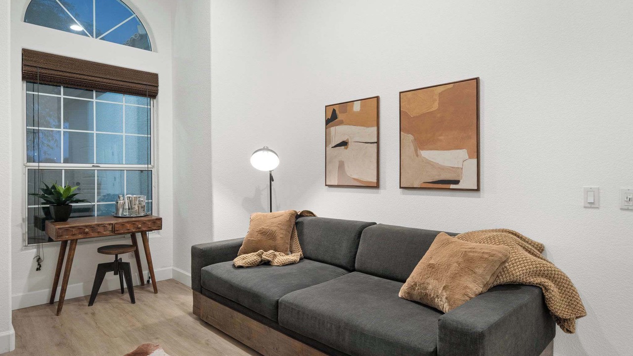 Photo of Livingroom in Arrowhead Lakes