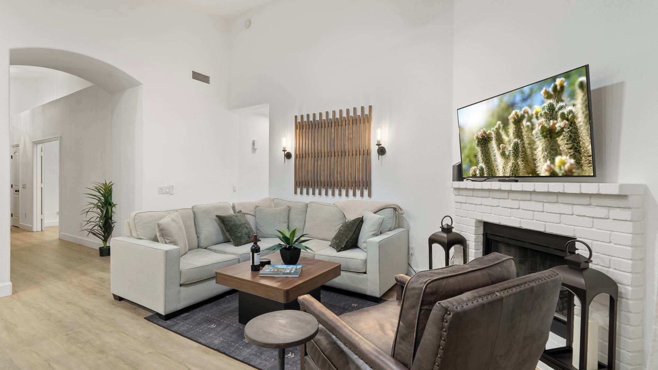 Photo of Livingroom in Arrowhead Lakes