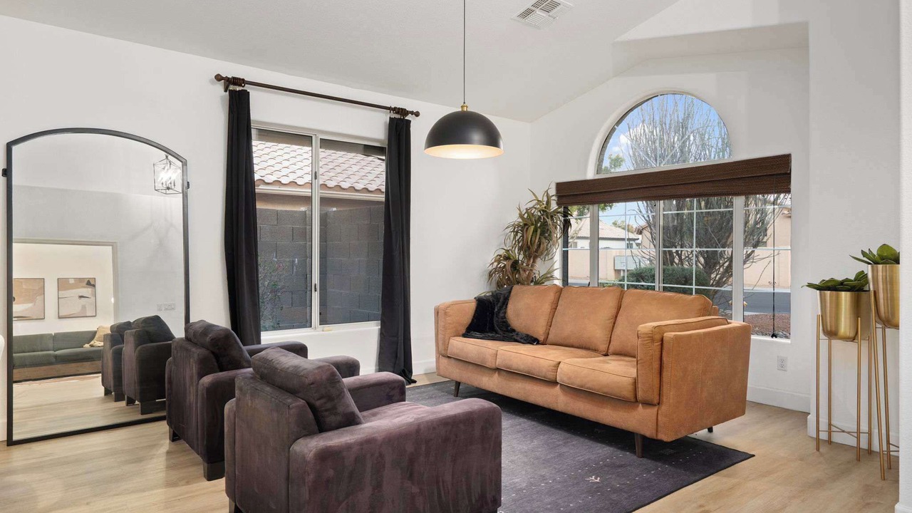 Photo of Livingroom in Arrowhead Lakes