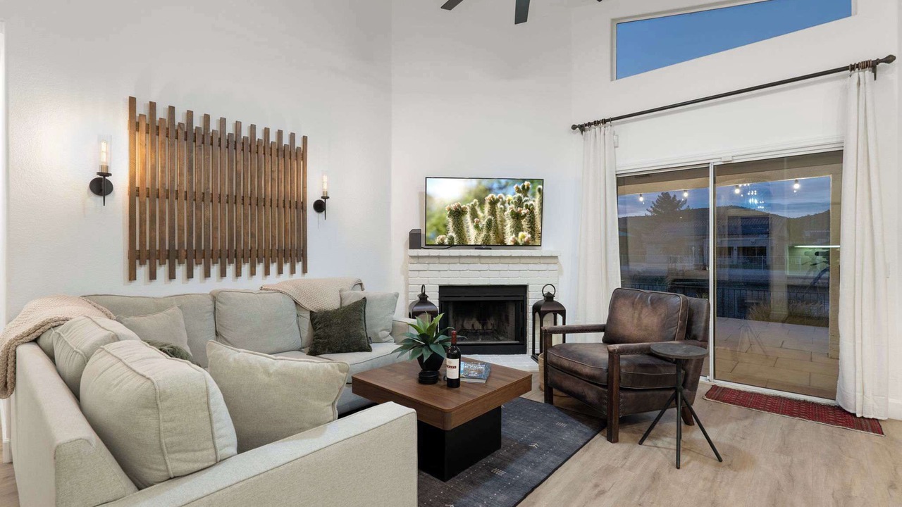 Photo of Livingroom in Arrowhead Lakes