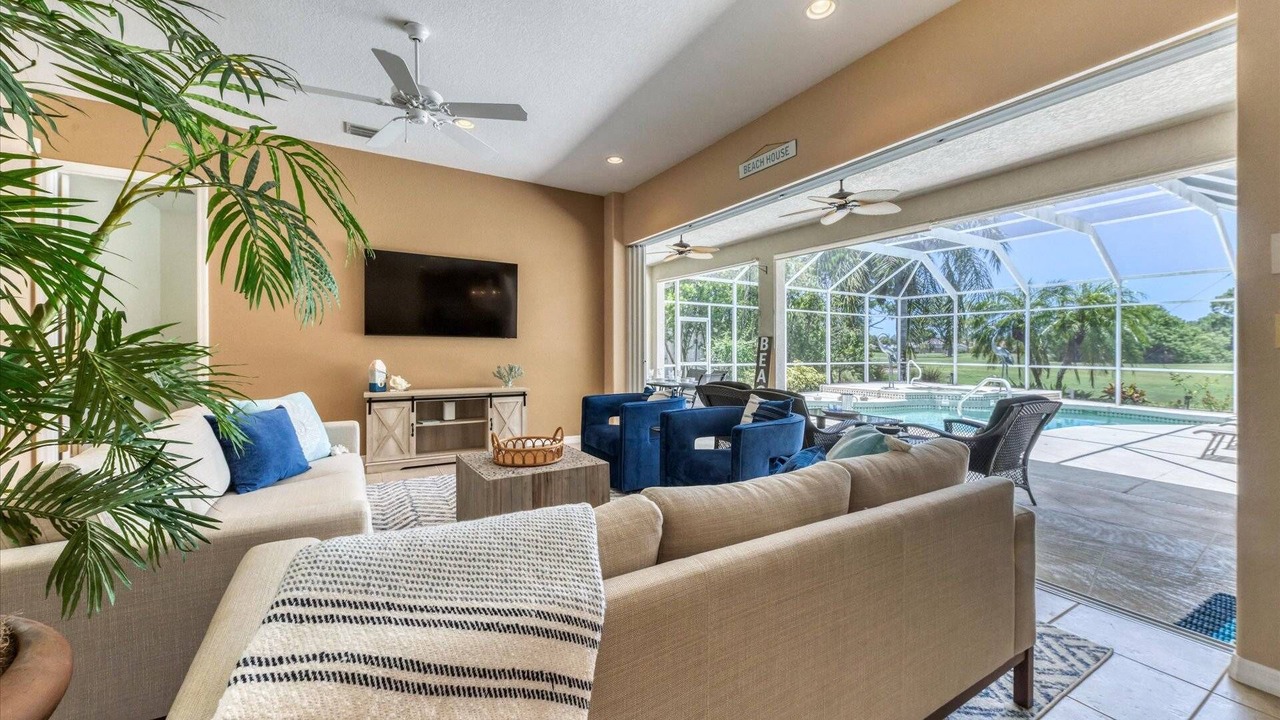 Photo of Livingroom in White Marsh
