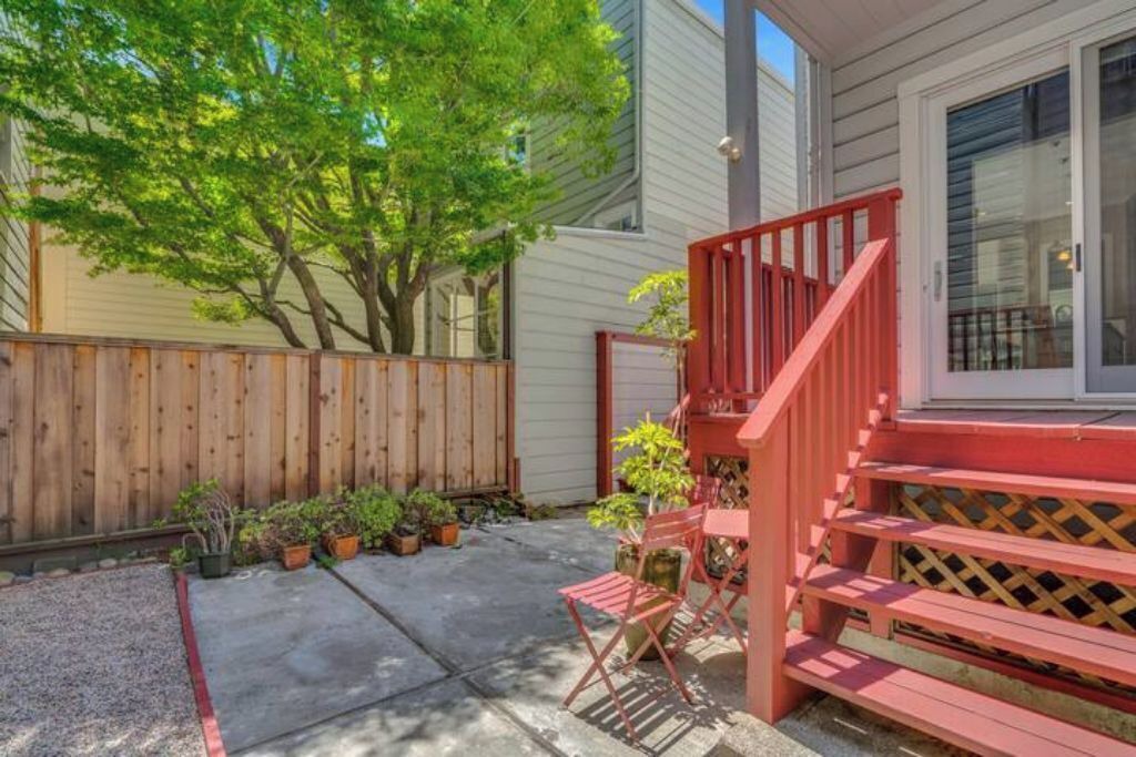Photo of Patio Balcony in Lower Pacific Heights