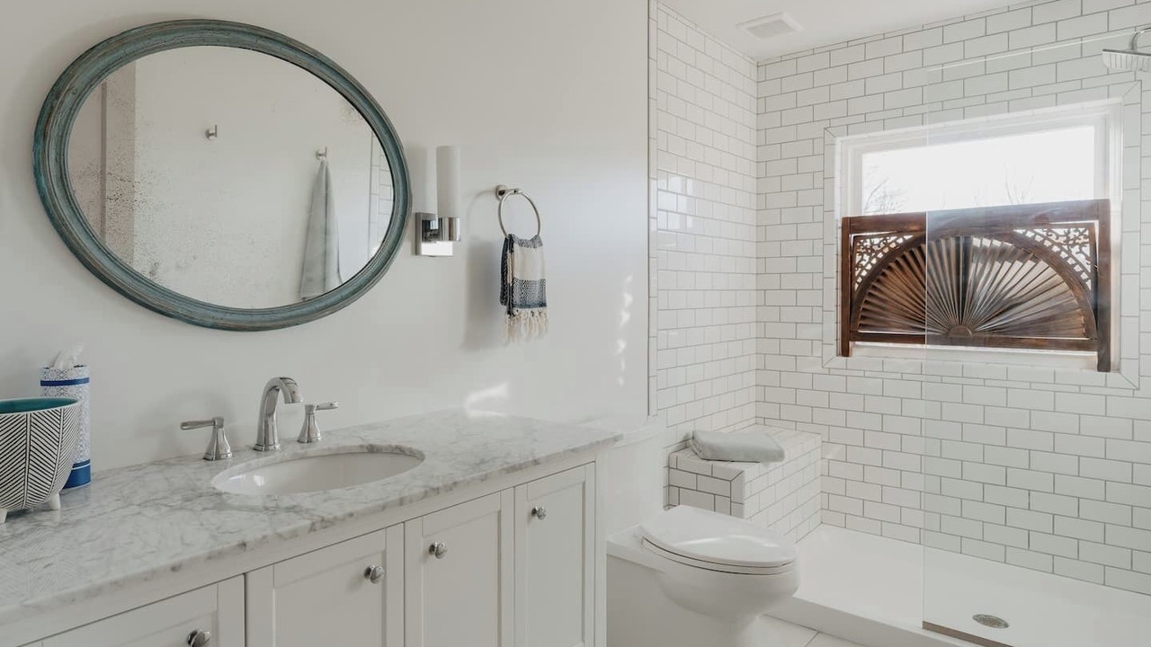 Photo of Bathroom in Town of Delaware